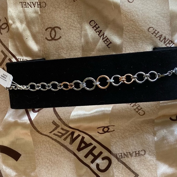 Fossil Gold Circle Bracelet Adorned by crystal embellishments NWT - Picture 8 of 12